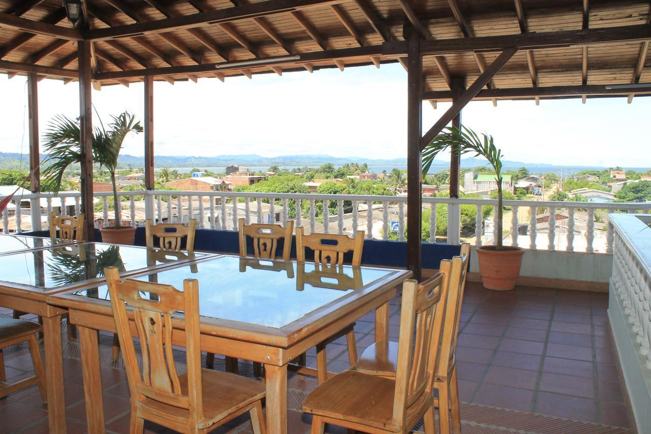 Hotel Punta De Aguila Necocli Exterior photo
